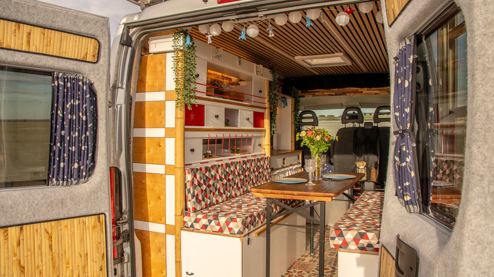 Innenausbau einer Arty Vans Camper Creation