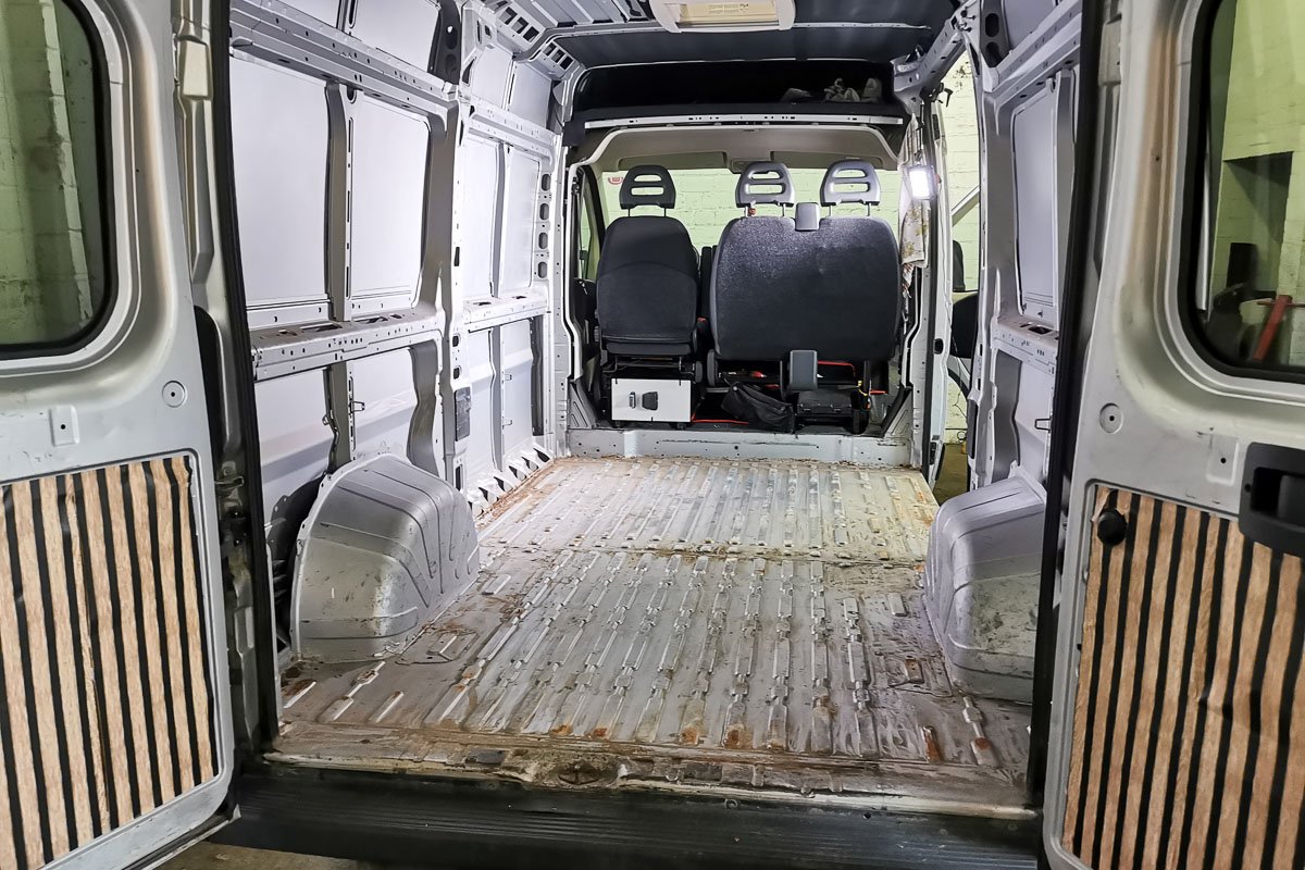 Projekt Jumper 31 svg%3E